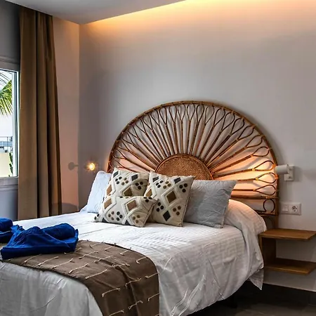 A Mar Octopus Puerto del Carmen (Lanzarote)