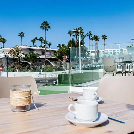 A Mar Octopus Apartment Puerto del Carmen (Lanzarote)